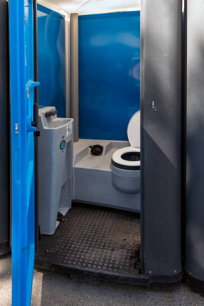 Best Porta potty rental near me  in Monroe, MI